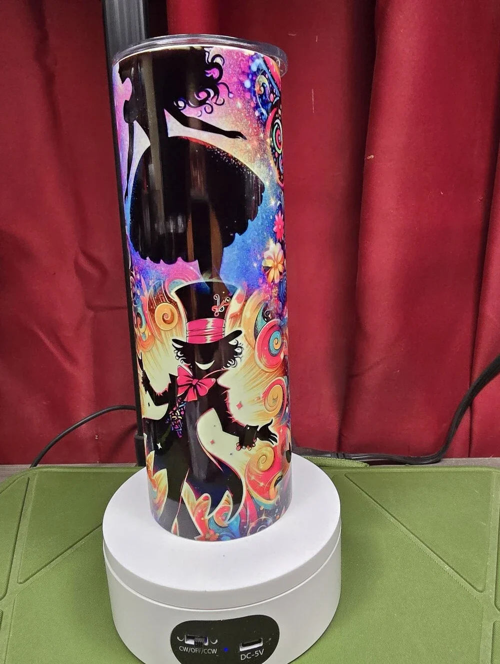 Alice In Wonderland Hogg Brand Tumbler 25oz